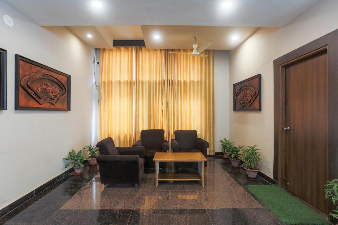 Oyo 61586 Hotel Narmada Bhavan 푸리 외부 사진